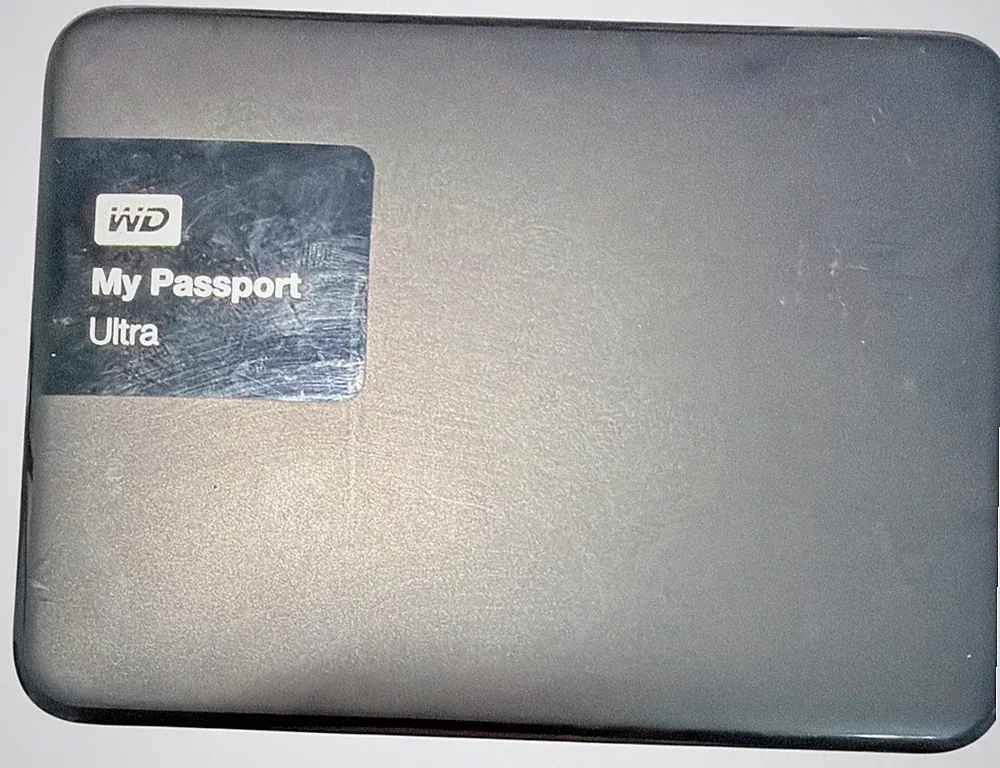WD My Passport Ultra 3.0 Portable 1TB External Hard Drive no cable